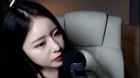 精品女友啪在线视频,一场激情四溢的视觉盛宴